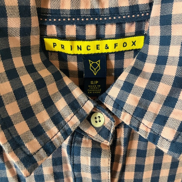 Prince & Fox Unisex Pink and Blue Casual Button Down Shirt - Picture 4 of 4